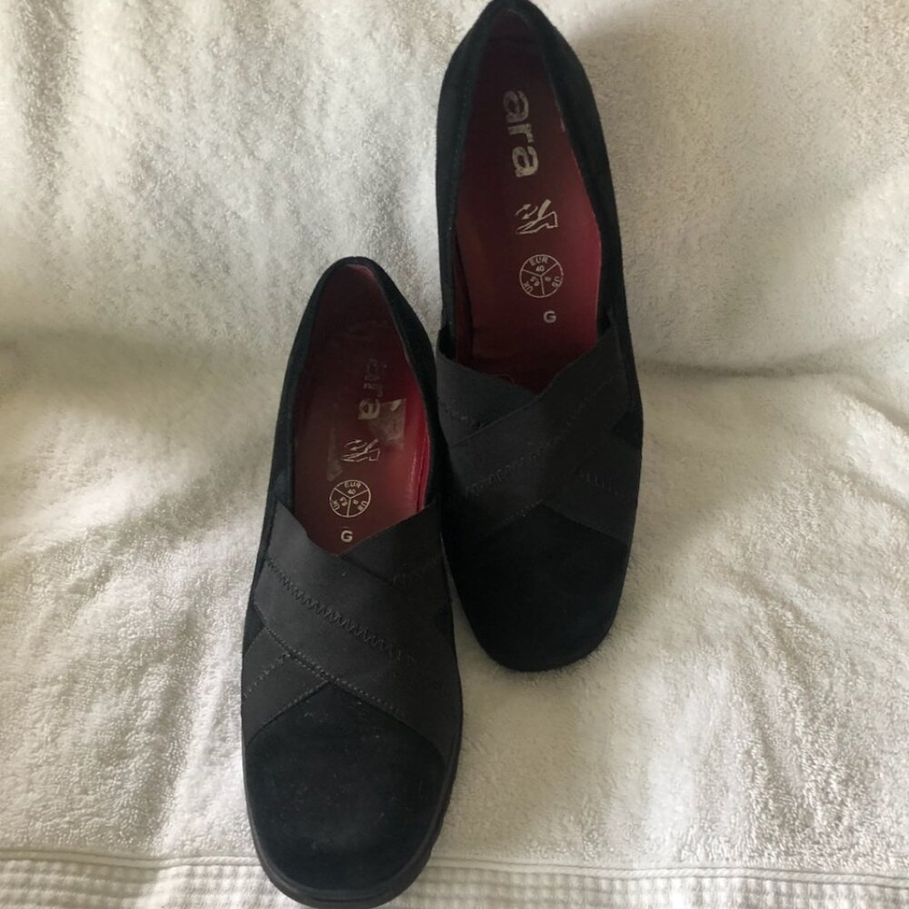 Black "ara" suede shoes, size 9